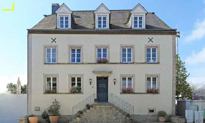 House 5 bedrooms for sale in Goetzingen