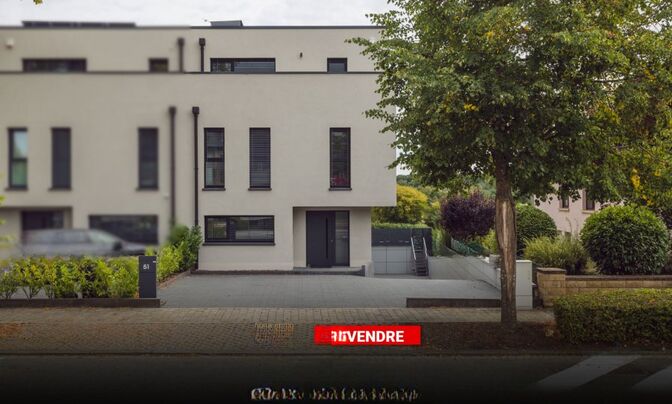 Semi-detached house 5 bedrooms for sale in Mamer