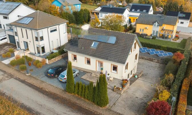 Detached house 3 bedrooms for sale in Eselborn