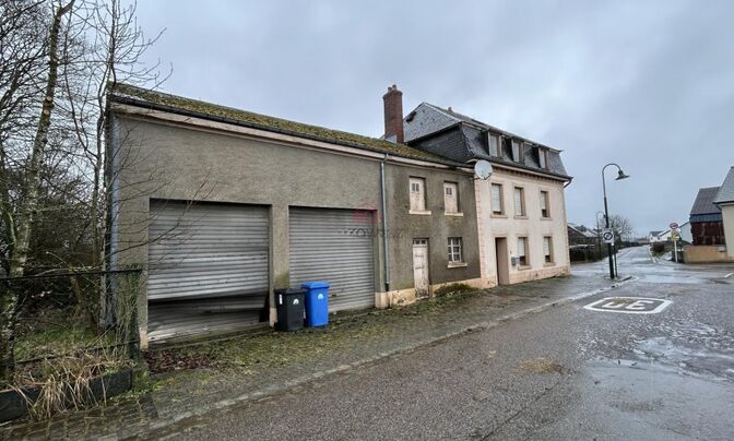 House 3 bedrooms for sale in Asselborn