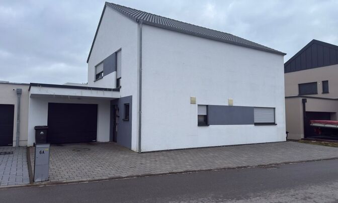 Detached house 5 bedrooms for sale in Hosingen