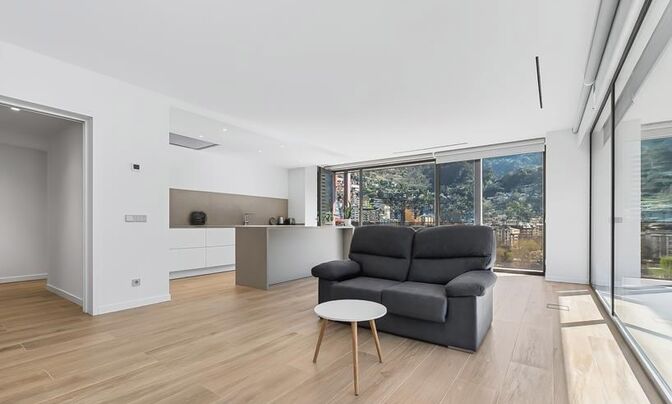 Apartment for sale in Escaldes Engordany, 3 bedrooms