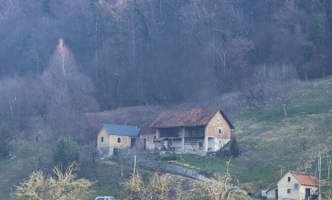 Дом, Подвин при Ползели