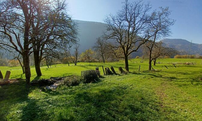 Земельный участок у Камника рядом с Вранско