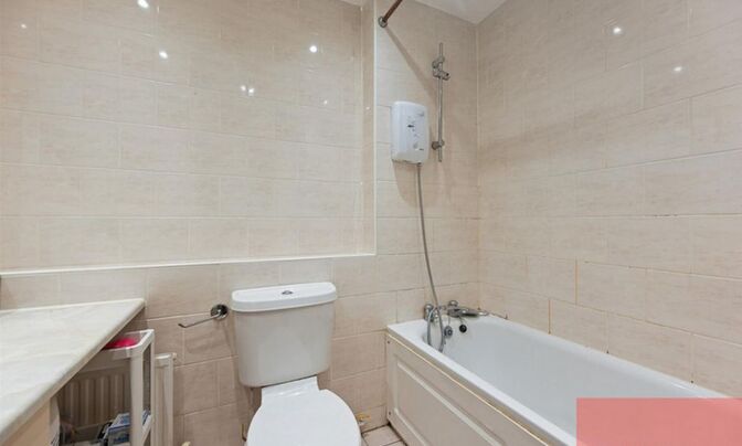 Beechwood Grove, Acton, 7