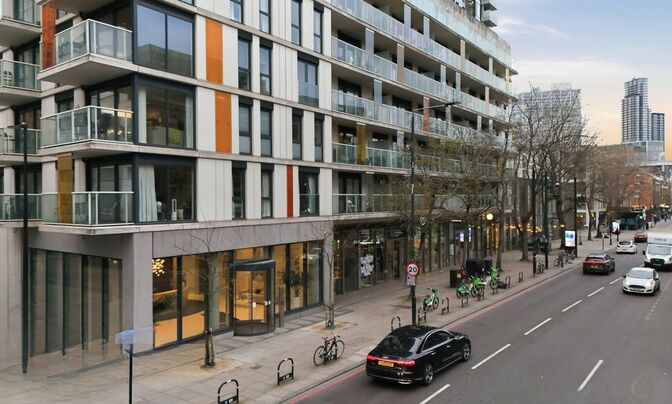 Kensington Apartments, Aldgate East