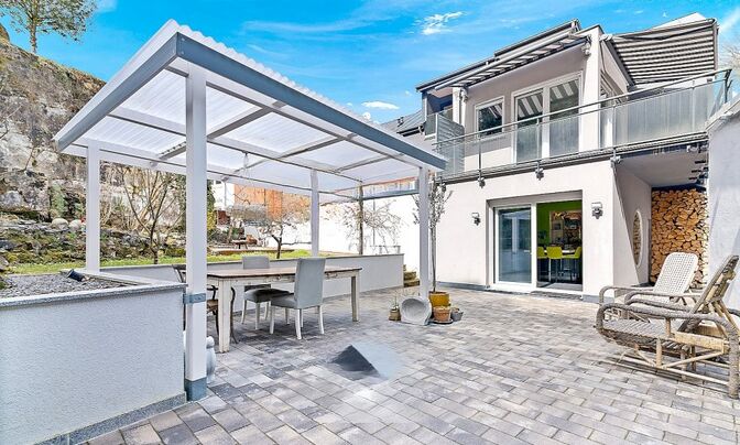 Semi-detached house 4 bedrooms for sale in Luxembourg-Neudorf