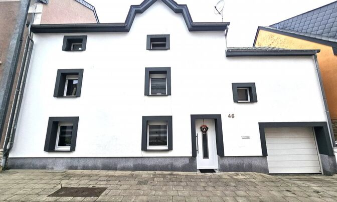 Detached house 5 bedrooms for sale in Pétange