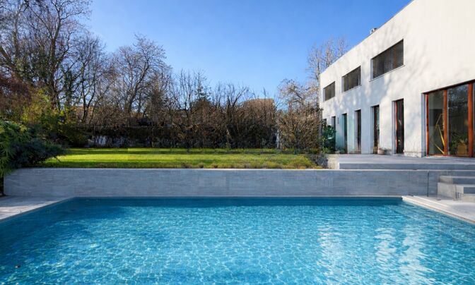 Single house 12 rooms