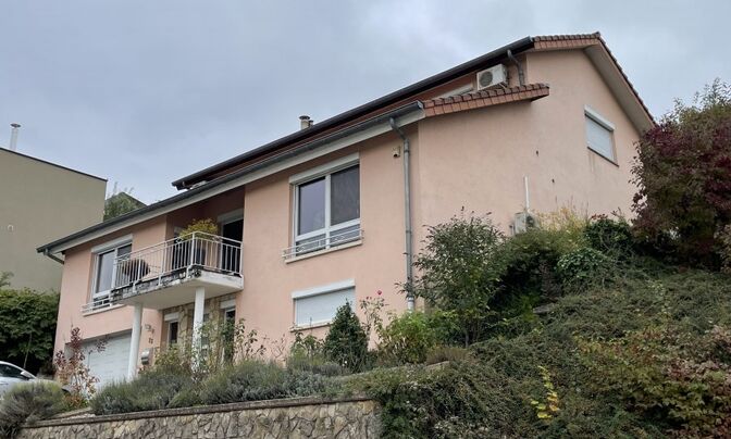 Detached house 4 bedrooms for sale in Schengen