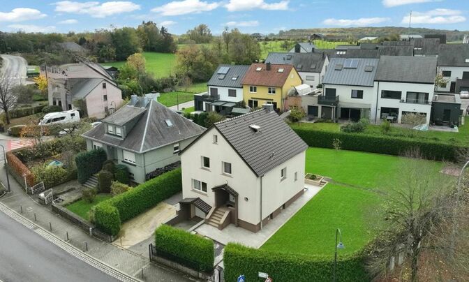 Detached house 4 bedrooms for sale in Schouweiler