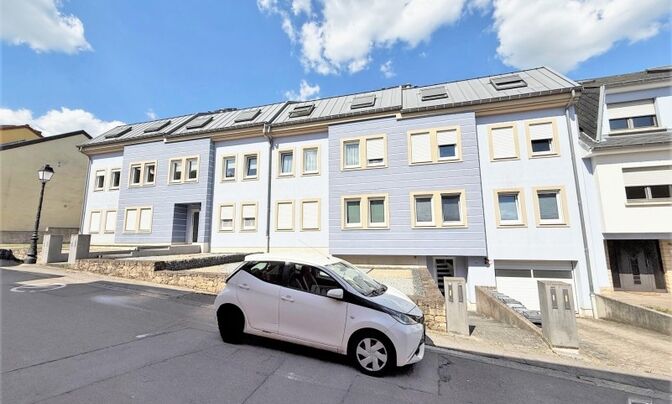 Duplex 4 bedrooms for sale in Itzig