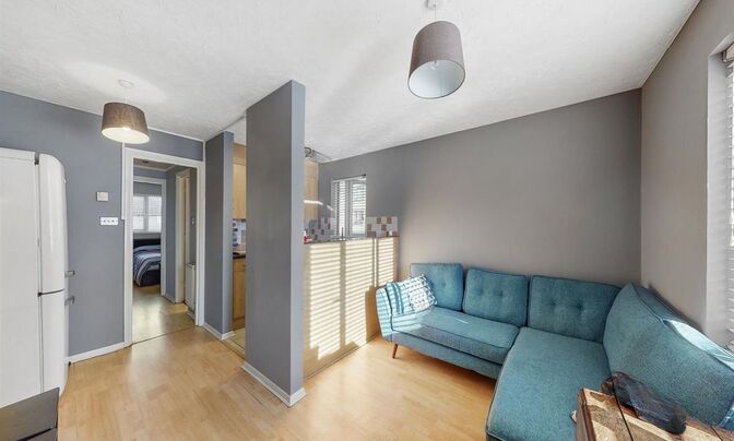 Bryn House, Broadfields Way