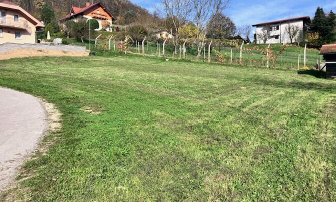 Земельный участок в Рогашка-Слатина