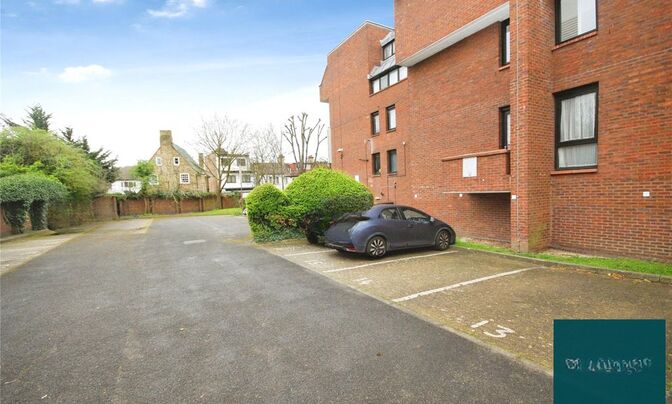 Britten Close, Golders Green