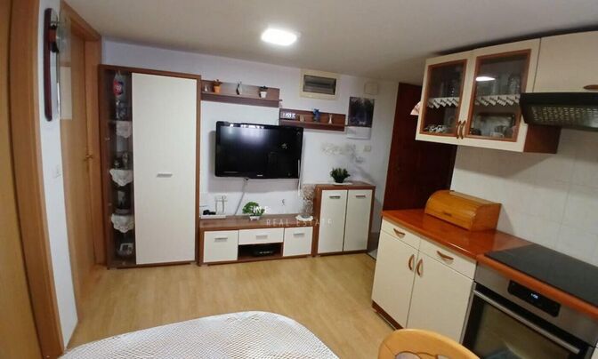 Two-room apartment Piran