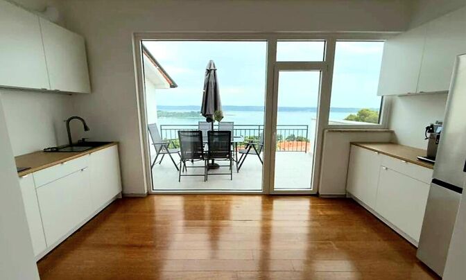 Apartment, 3-room Portorož