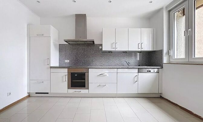 Semi-detached house 4 bedrooms for sale in Linger