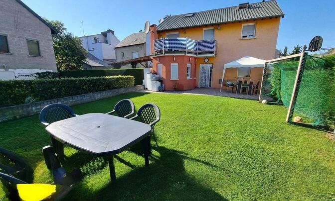 Semi-detached house 4 bedrooms for sale in Bissen