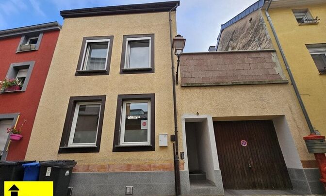 House 4 bedrooms for sale in Diekirch