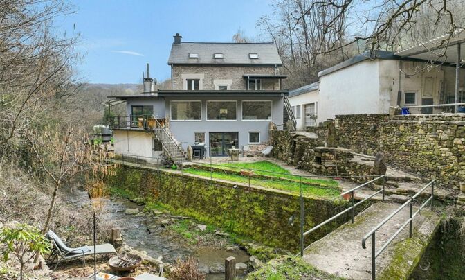 House 6 bedrooms for sale in Mompach