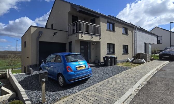 House 5 bedrooms for sale in Hoscheid-Dickt