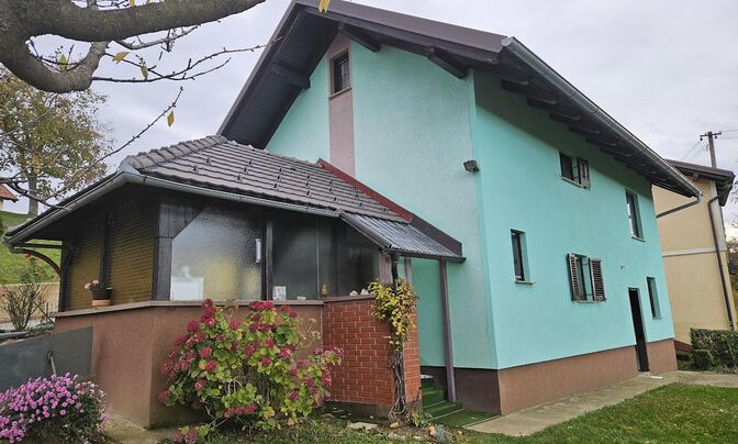 Дрстеля Дом