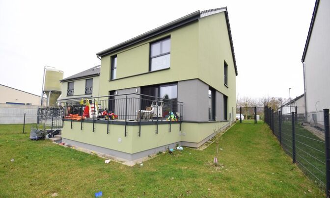 Detached house 4 bedrooms for sale in Ell