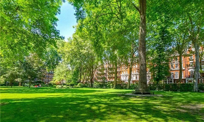 Bramham Gardens
