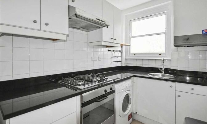 Dewsbury Court, Chiswick