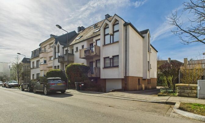 Duplex 3 bedrooms for sale in Luxembourg-Merl