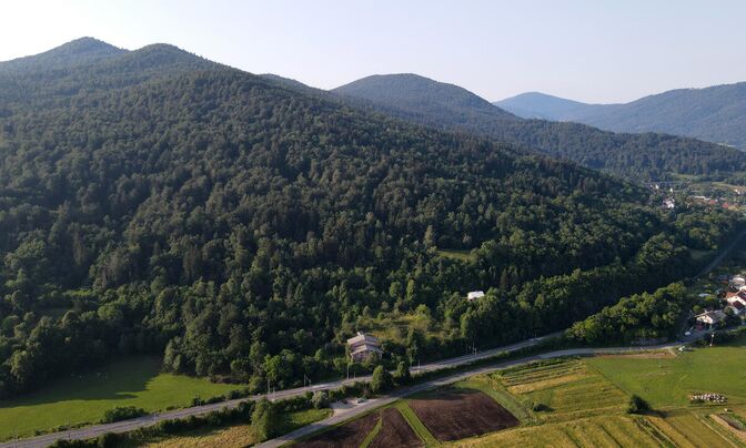Поместье, фермерское хозяйство Горичица под Кримом.