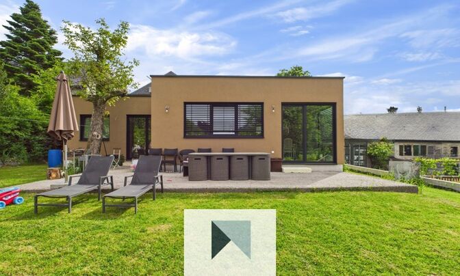 Detached house 7 bedrooms for sale in Rambrouch