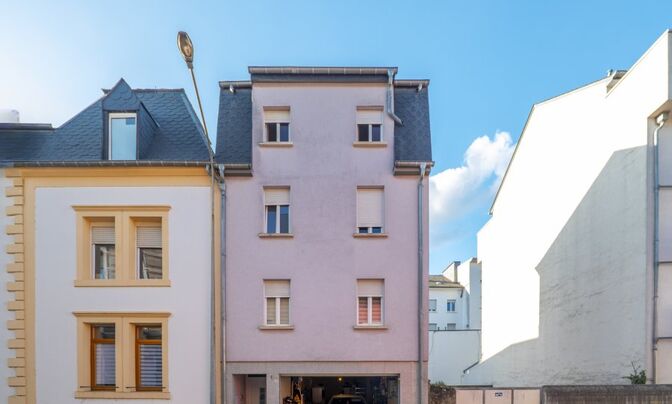 Triplex 5 bedrooms for sale in Rumelange
