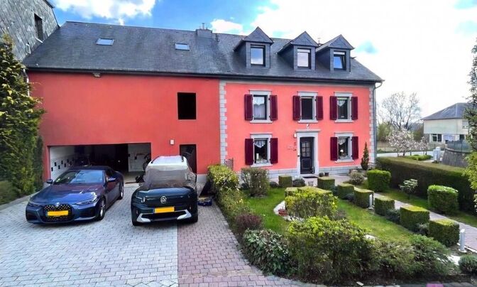 House 6 bedrooms for sale in Boulaide