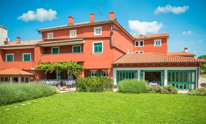 Дом, Шторье