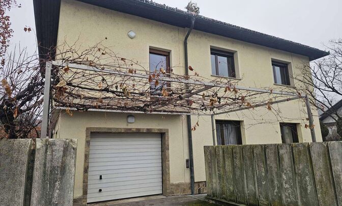 Дом, Врховцы