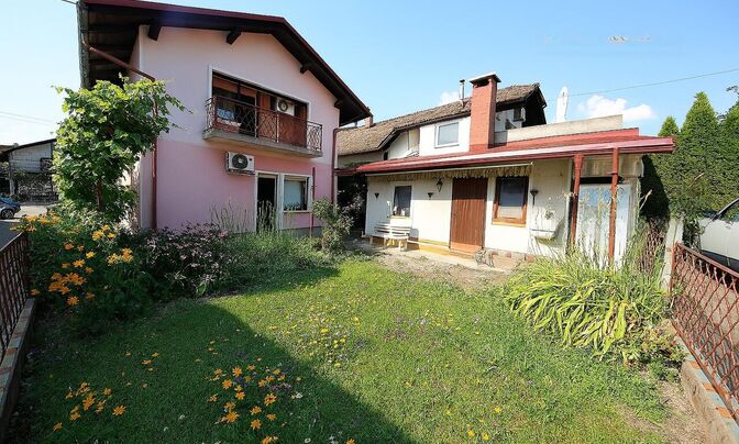 House, Rakovnik