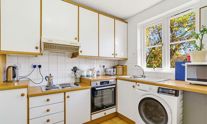 Brompton Park Crescent