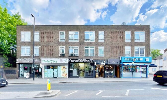 Cricklewood Lane, Cricklewood