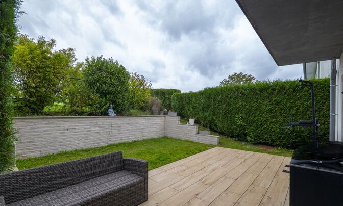 Apartment 2 bedrooms for sale in Leudelange