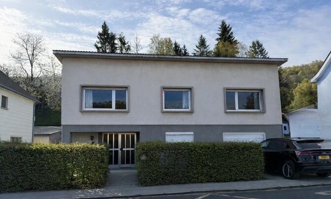 House 4 bedrooms for sale in Wiltz