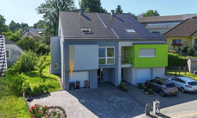 Semi-detached house 5 bedrooms for sale in Haller