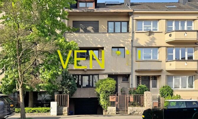 House 6 bedrooms for sale in Luxembourg-Belair