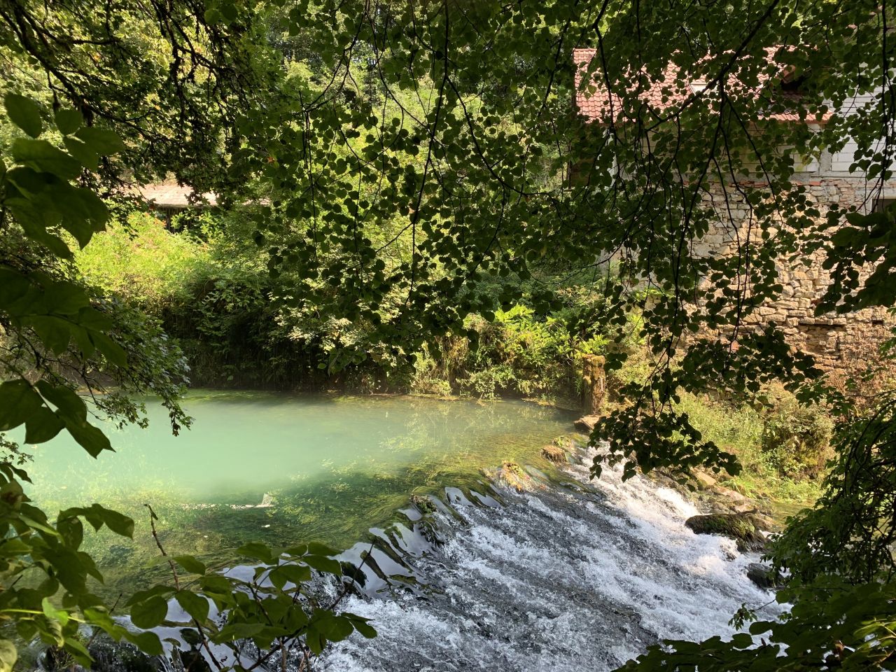 Водопад на реке Крупа